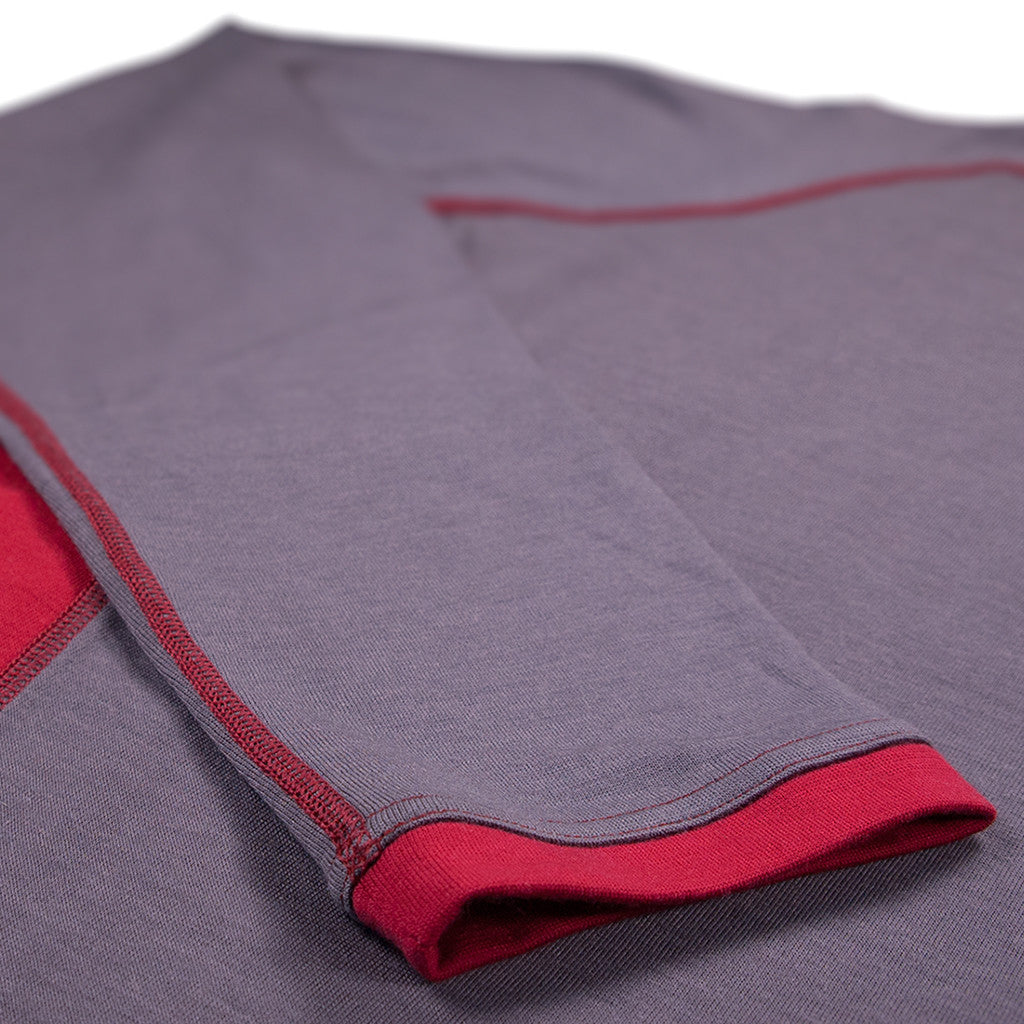 100% Merino Mid layer Crew Neck - Close up. Southern Divide Merino T-shirt. Southern Divide Merino is built for quick-drying, moisture-wicking, insulating warmth that's suitable for all conditions.